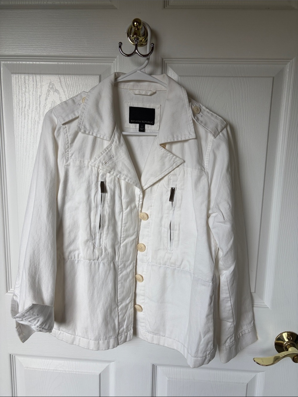 Banana Republic White Utility Jacket with Zip Pockets
